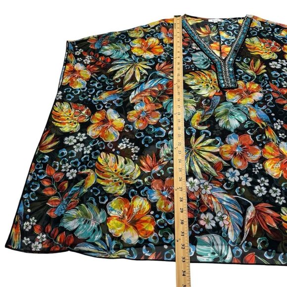 Soleillee Sheer Dark Floral Parrot Print Embellished Tunic Top Plus Sz 2X - Picture 11 of 15